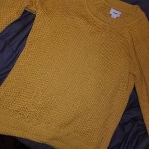 Old navy sweater